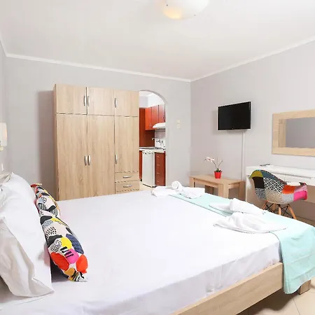 Asteras Apartahotel 2*