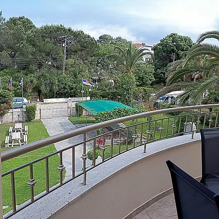 Ξενοδοχείο με διαμερίσματα αστέρας