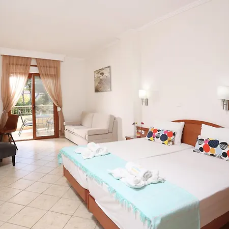 Hotel de apartamente Asteras 2*